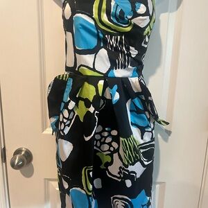 Snap Strapless Abstract Print Dress in Black, Blue, Green & White